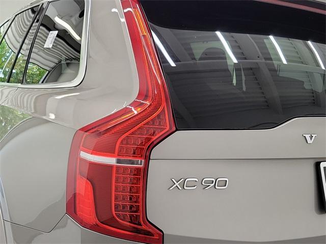 used 2020 Volvo XC90 car, priced at $33,145