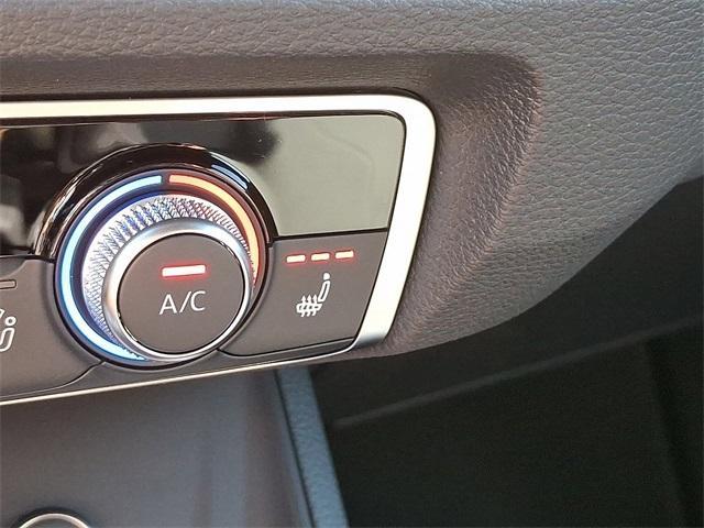 new 2025 Audi Q3 car, priced at $44,060