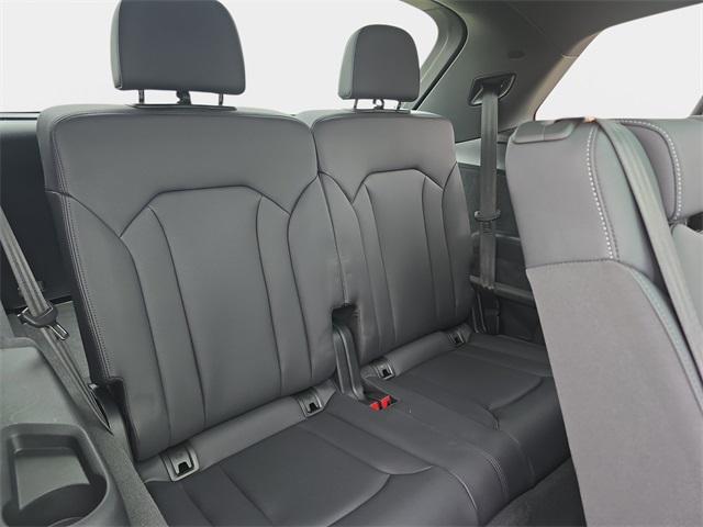 used 2025 Audi Q7 car, priced at $53,700
