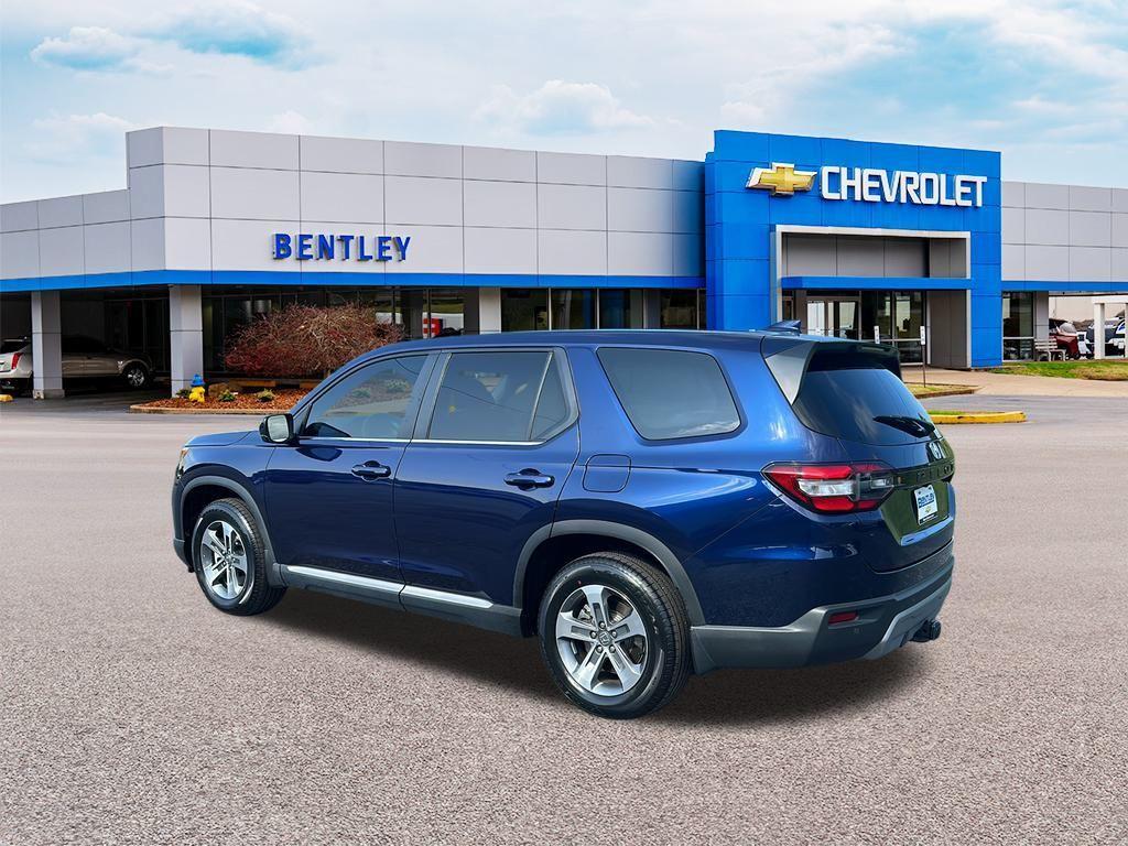 used 2024 Honda Pilot car, priced at $36,500