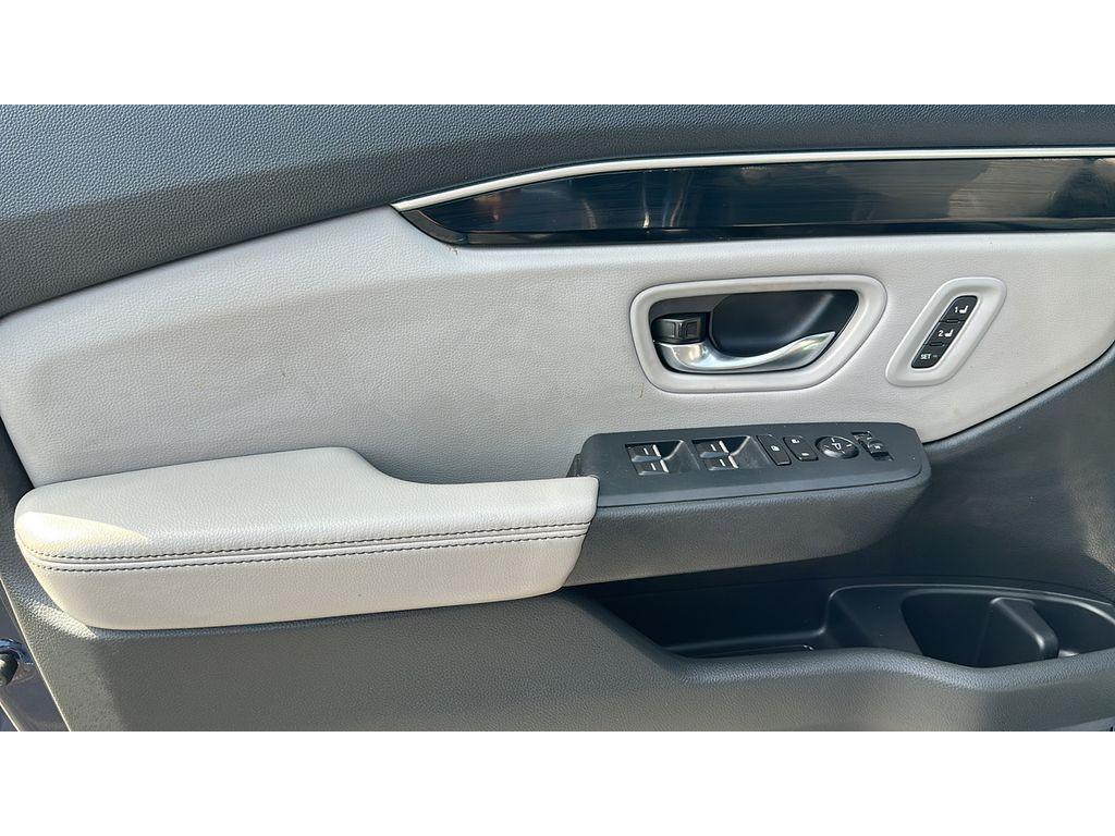 used 2024 Honda Pilot car, priced at $36,500