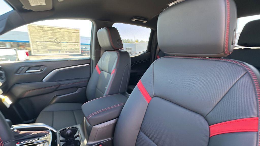 new 2026 Chevrolet Colorado car, priced at $44,915