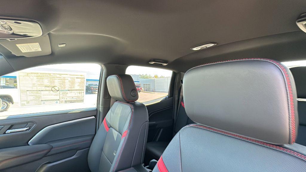 new 2026 Chevrolet Colorado car, priced at $44,915