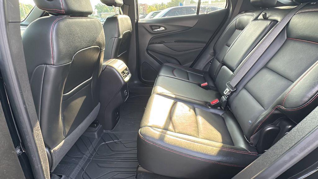 used 2024 Chevrolet Equinox car, priced at $29,300