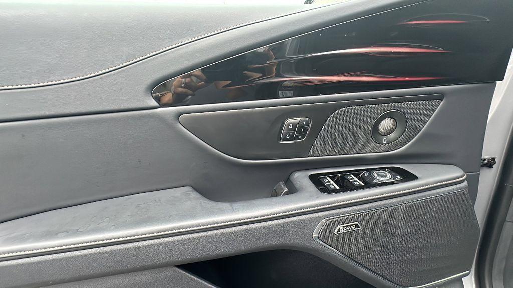 used 2024 Lincoln Nautilus car, priced at $53,900