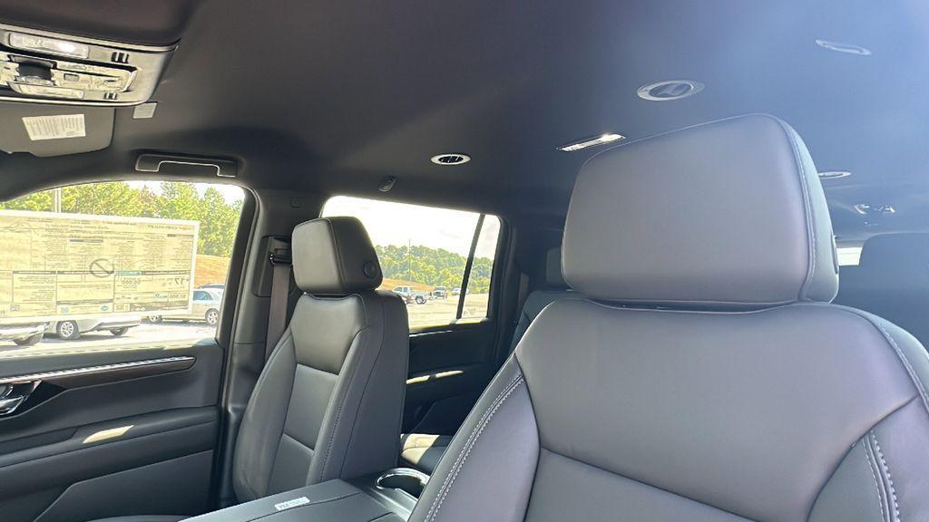 new 2026 Chevrolet Suburban car, priced at $71,475