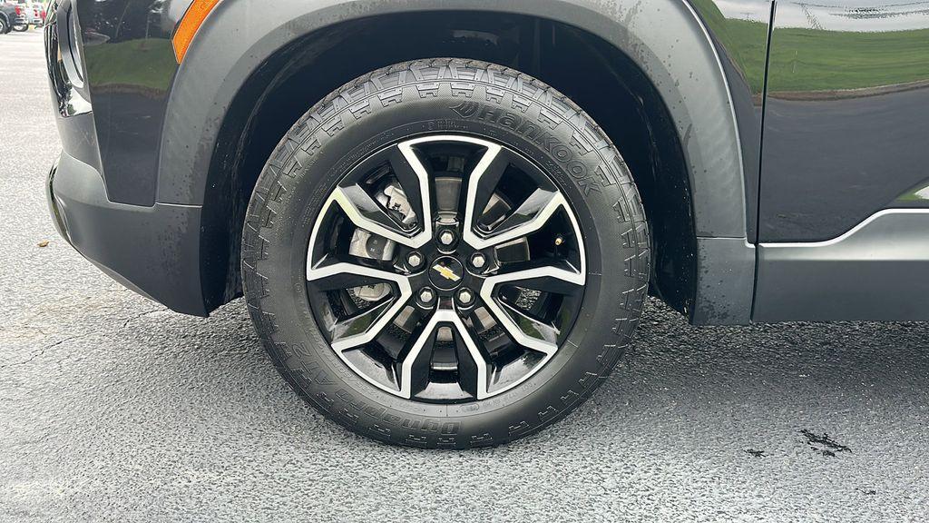 used 2023 Chevrolet TrailBlazer car, priced at $22,588