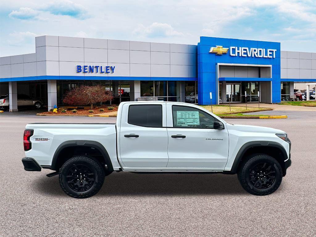 new 2026 Chevrolet Colorado car, priced at $39,995