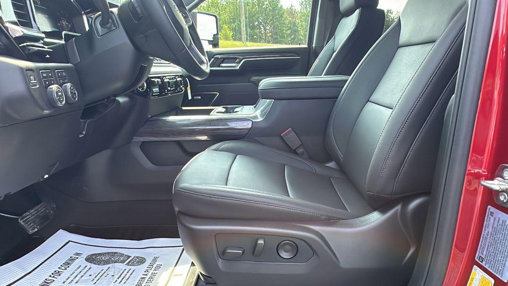 new 2026 Chevrolet Silverado 2500 car, priced at $81,010