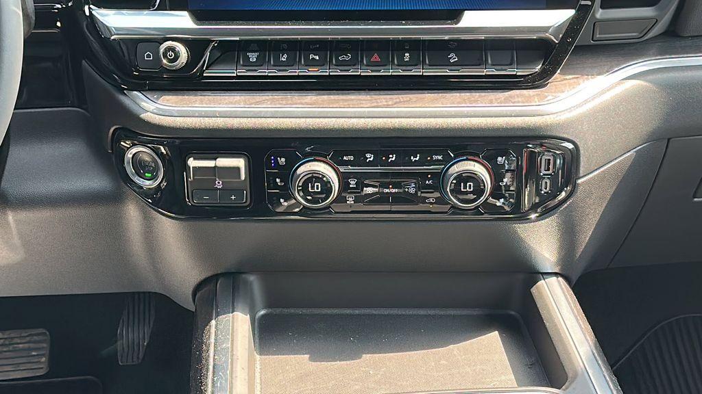 new 2026 Chevrolet Silverado 2500 car, priced at $81,010