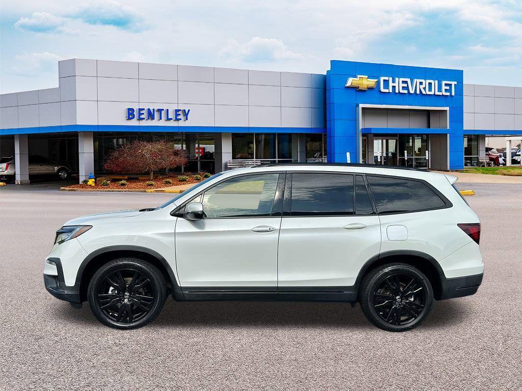 used 2022 Honda Pilot car, priced at $31,998