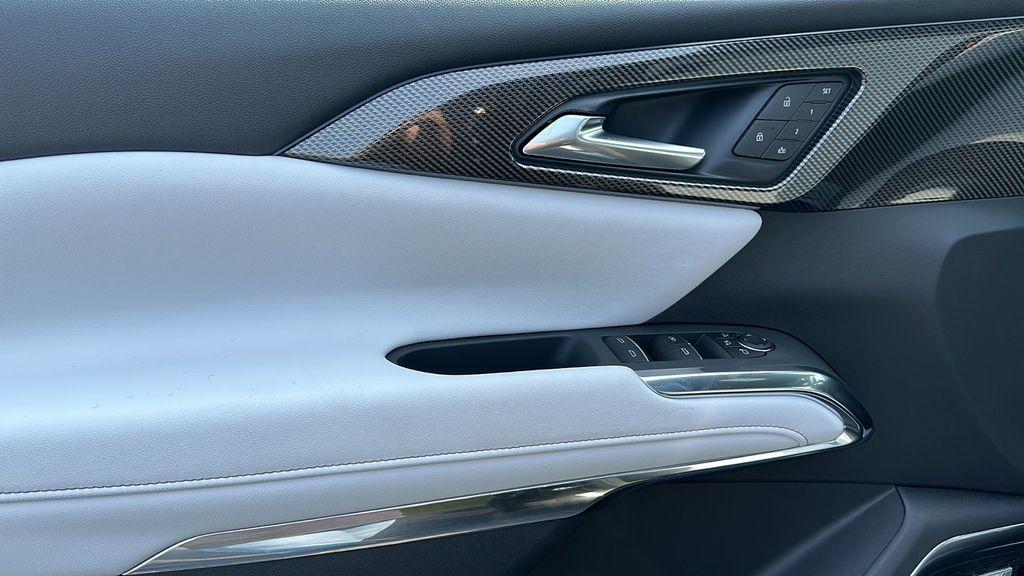 new 2025 Chevrolet Traverse car, priced at $51,295