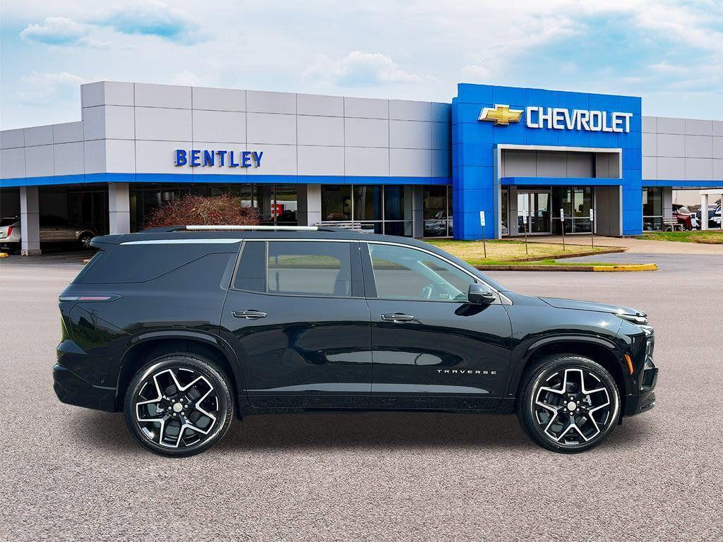 new 2025 Chevrolet Traverse car, priced at $51,295