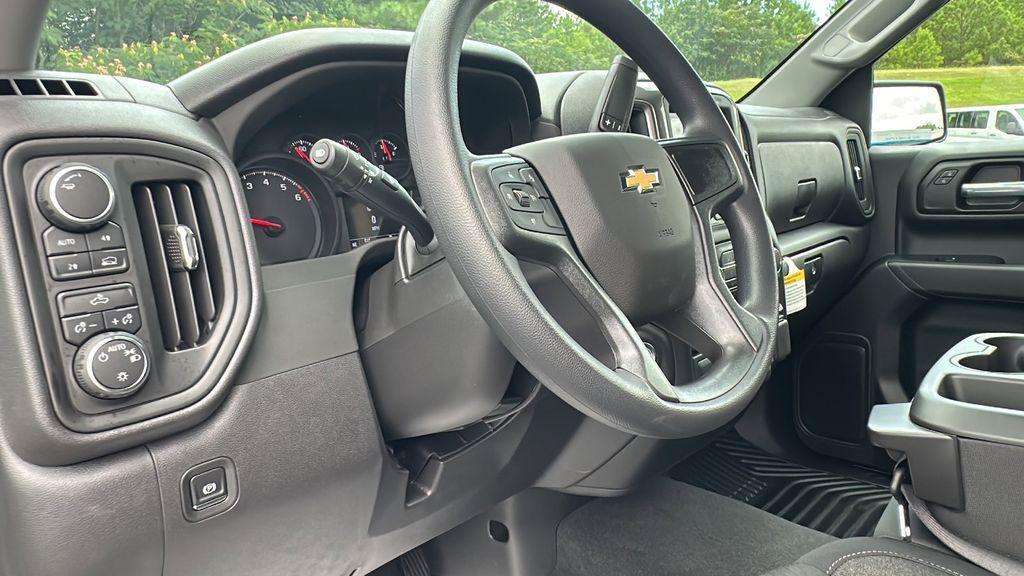 new 2025 Chevrolet Silverado 1500 car, priced at $41,180