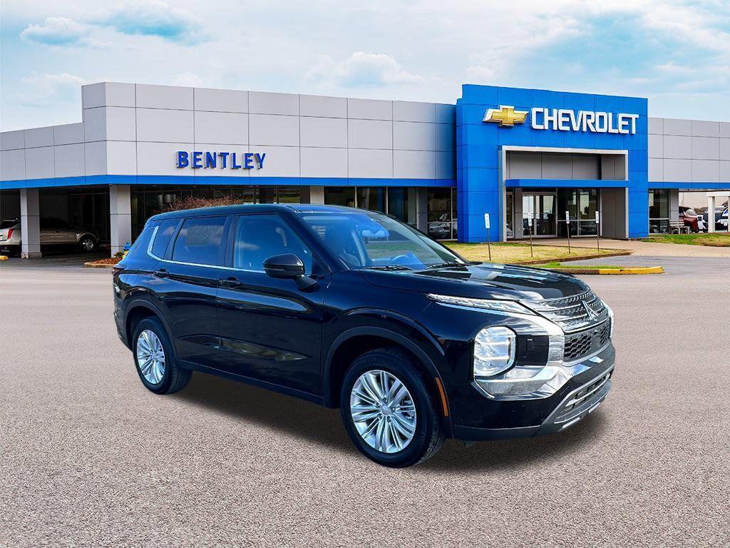 used 2022 Mitsubishi Outlander car, priced at $20,400