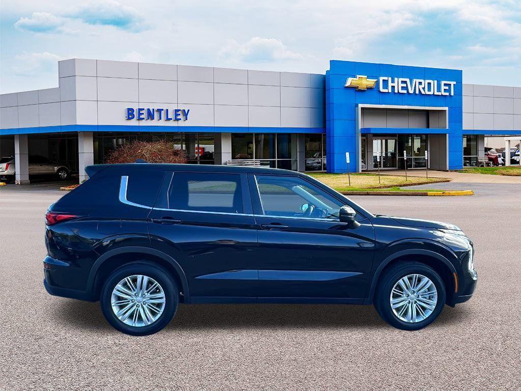 used 2022 Mitsubishi Outlander car, priced at $20,400