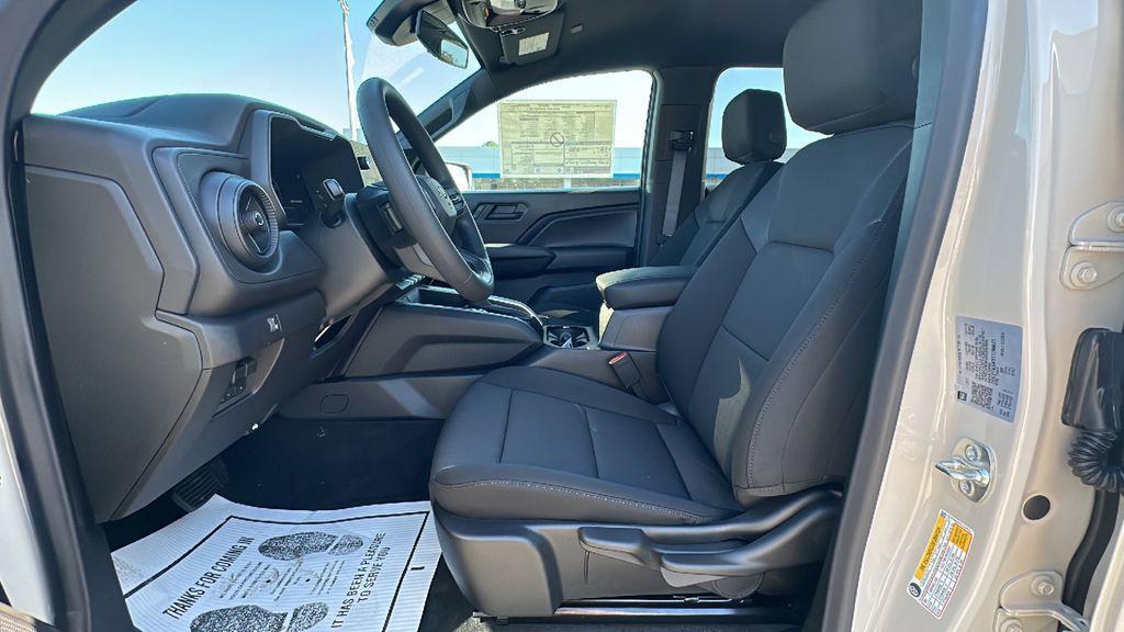 new 2026 Chevrolet Colorado car, priced at $42,020