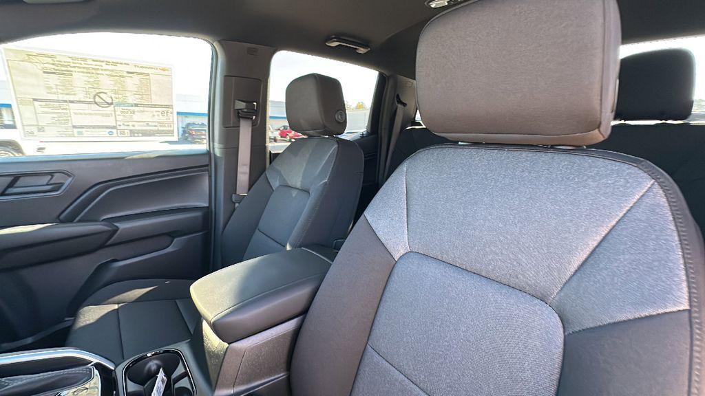 new 2026 Chevrolet Colorado car, priced at $42,020