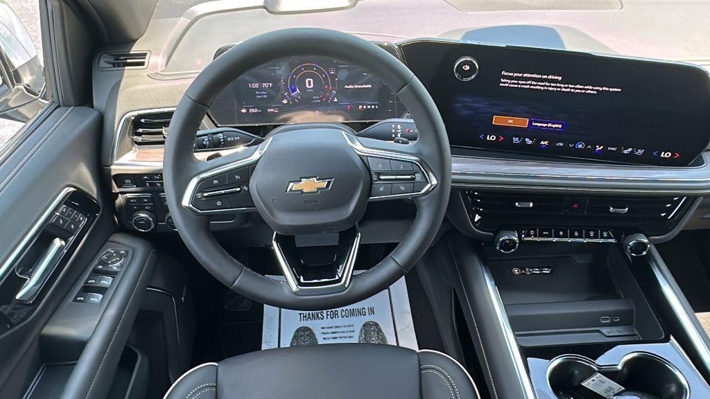 new 2025 Chevrolet Suburban car, priced at $77,315