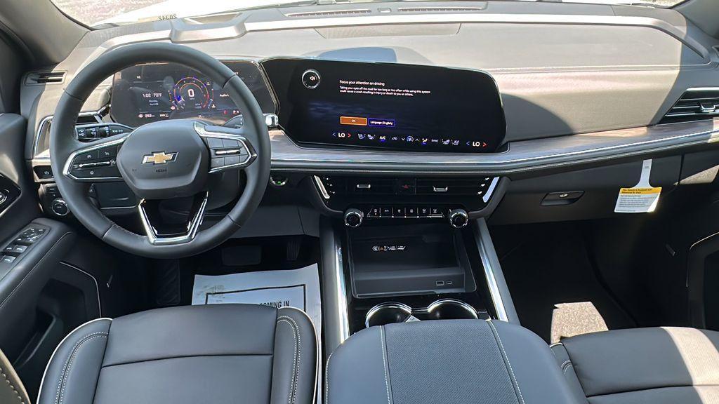 new 2025 Chevrolet Suburban car, priced at $77,315