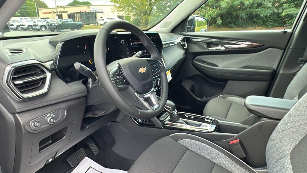 new 2026 Chevrolet TrailBlazer car, priced at $25,680