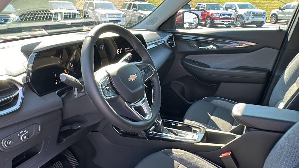 new 2026 Chevrolet TrailBlazer car, priced at $26,475