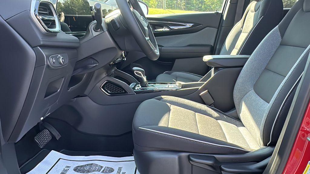 new 2026 Chevrolet TrailBlazer car, priced at $26,475