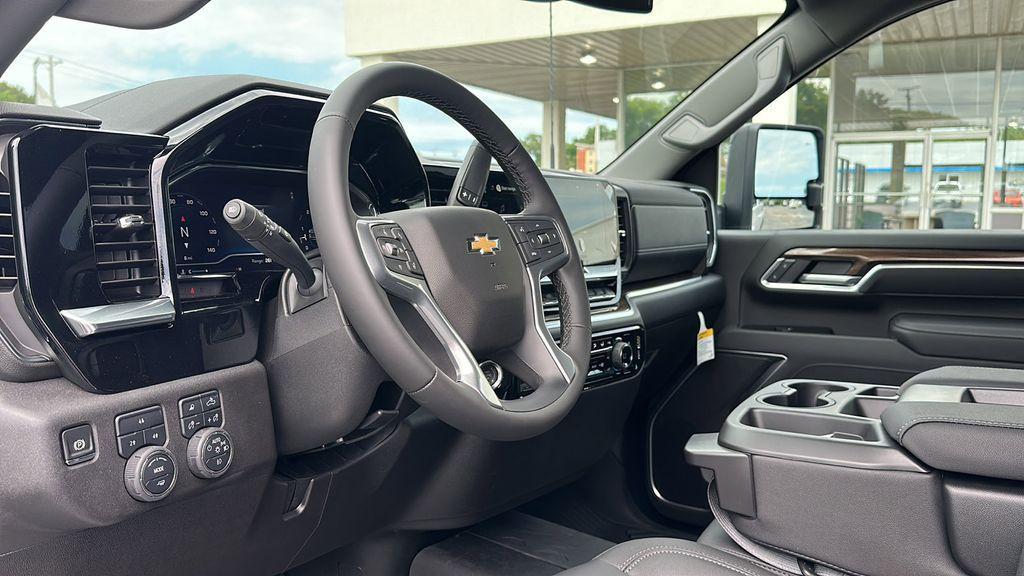 new 2025 Chevrolet Silverado 2500 car, priced at $67,980