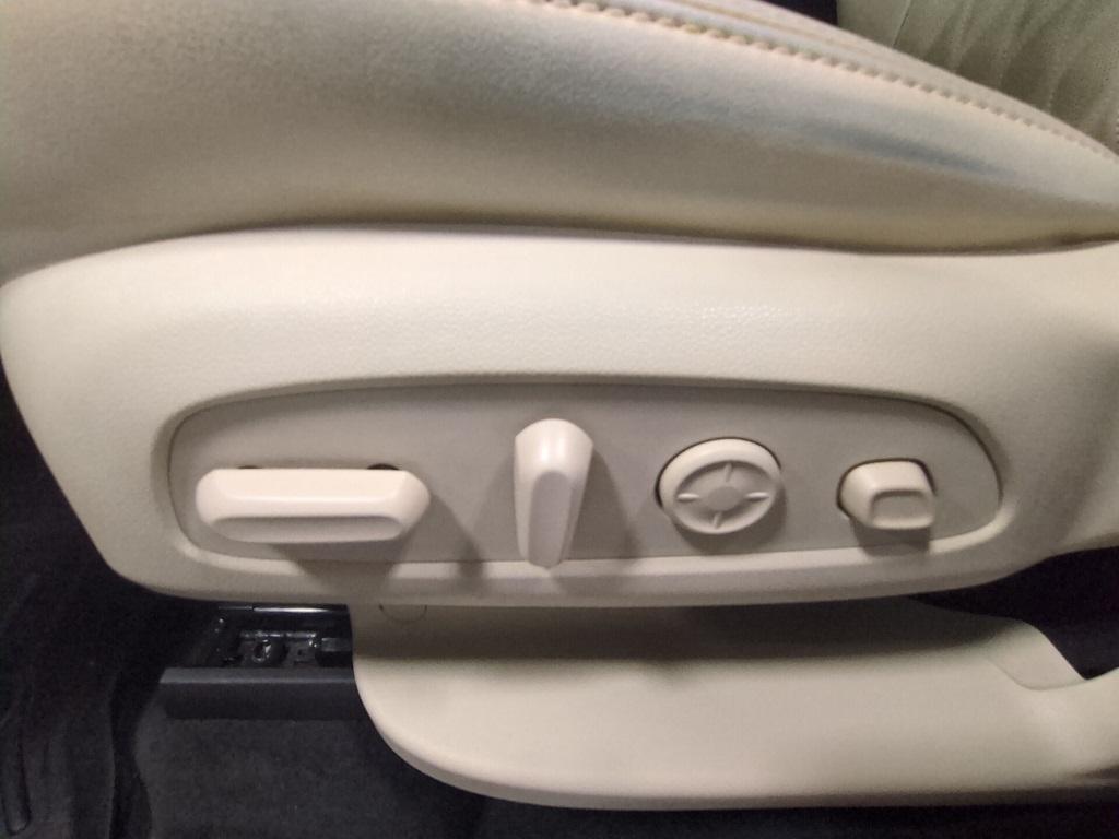 used 2023 Buick Enclave car, priced at $34,924