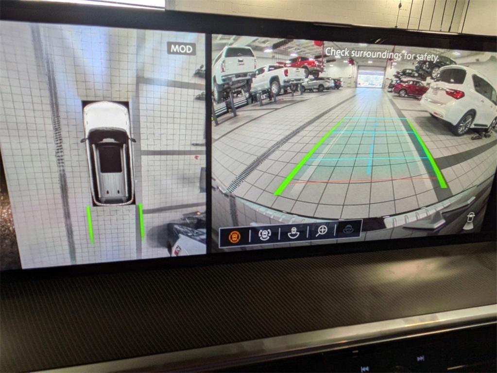 new 2025 INFINITI QX80 car, priced at $76,450