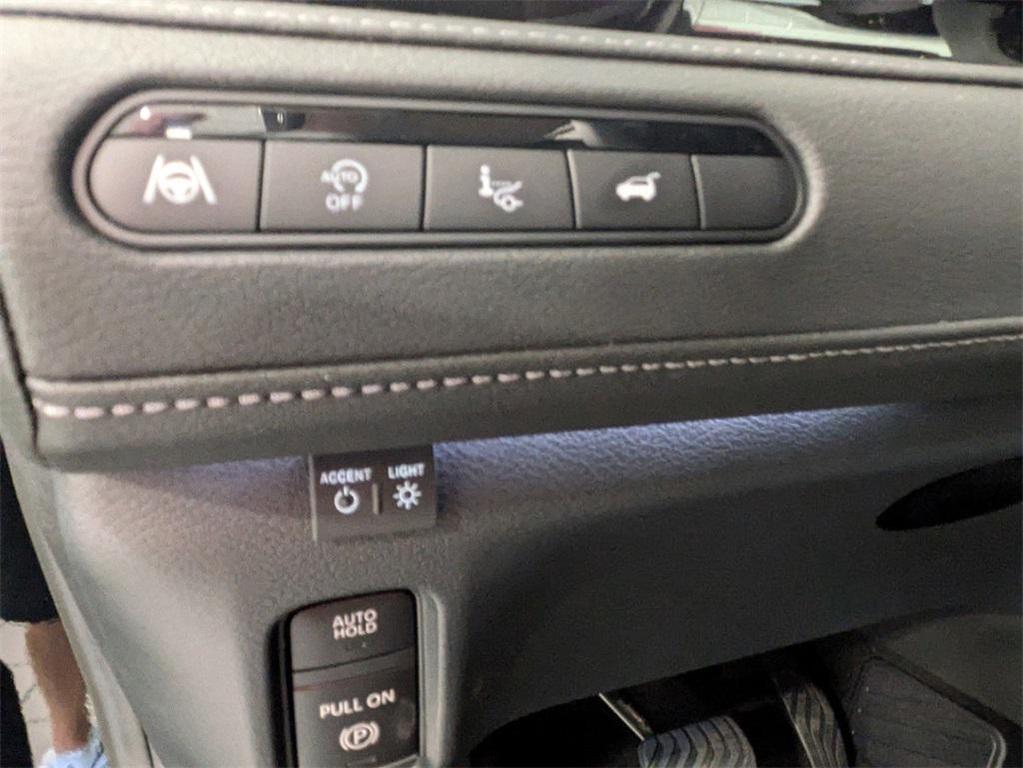 new 2025 INFINITI QX80 car, priced at $76,450