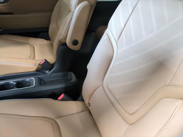 new 2025 INFINITI QX80 car, priced at $87,360