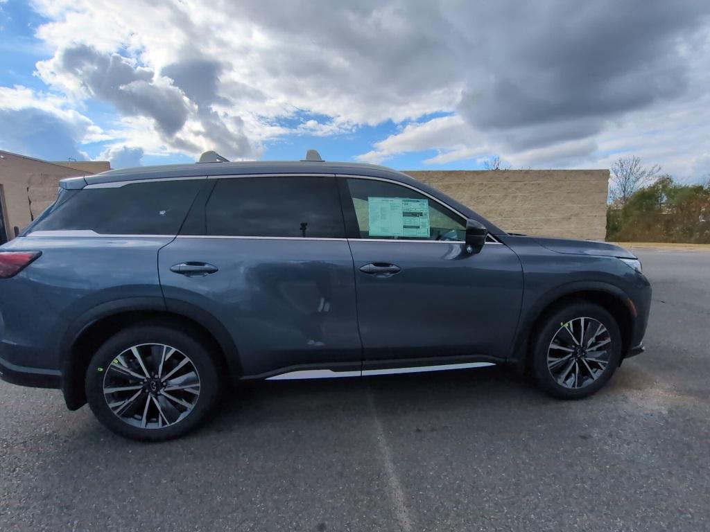 new 2026 INFINITI QX60 car, priced at $52,053