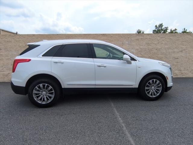 used 2017 Cadillac XT5 car, priced at $17,640