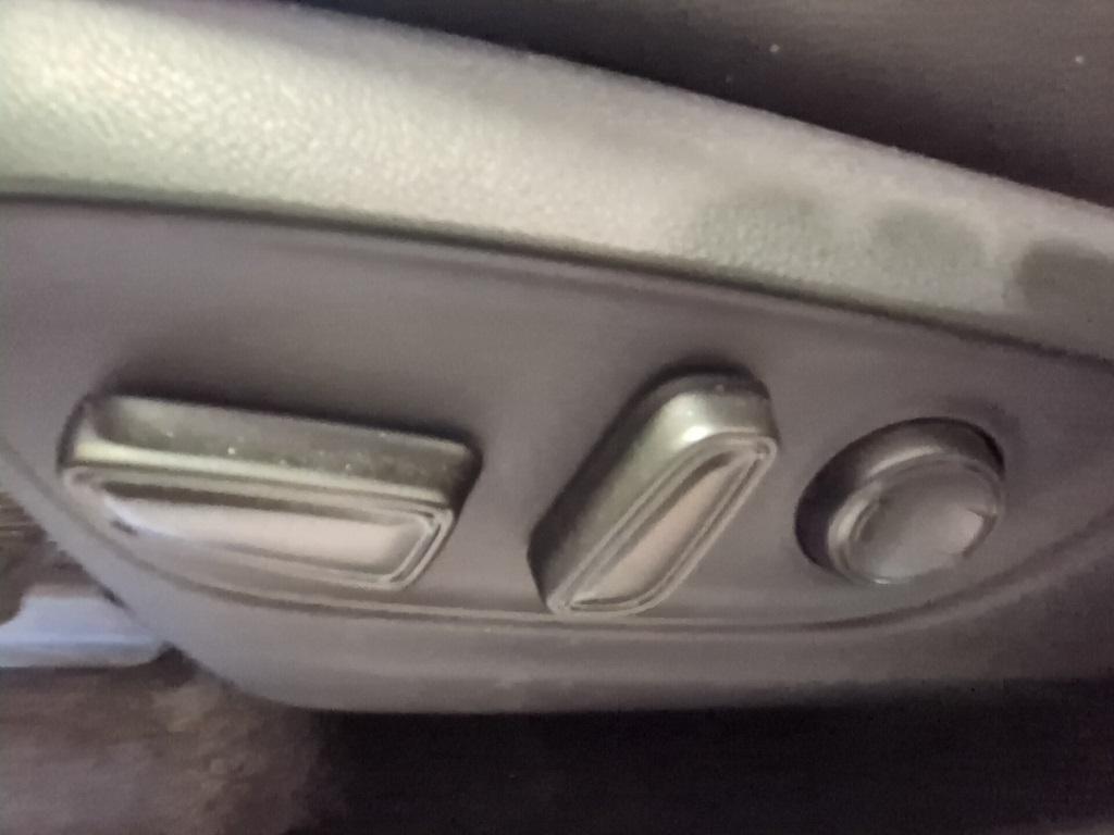 used 2021 Toyota Highlander car, priced at $29,769