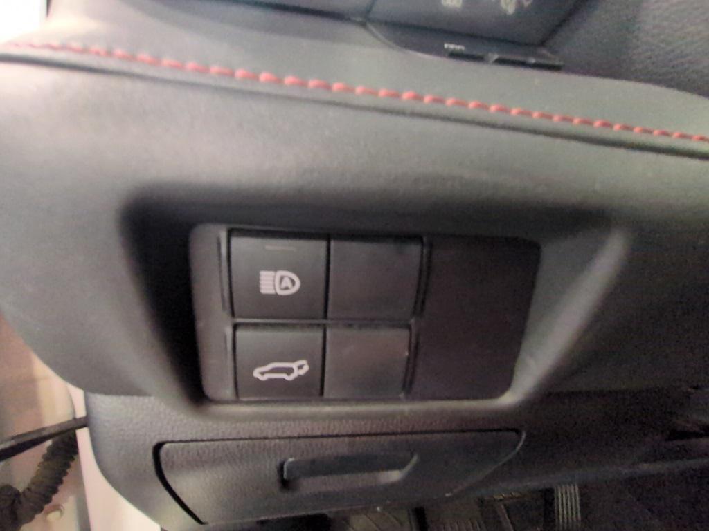 used 2021 Toyota Highlander car, priced at $29,769