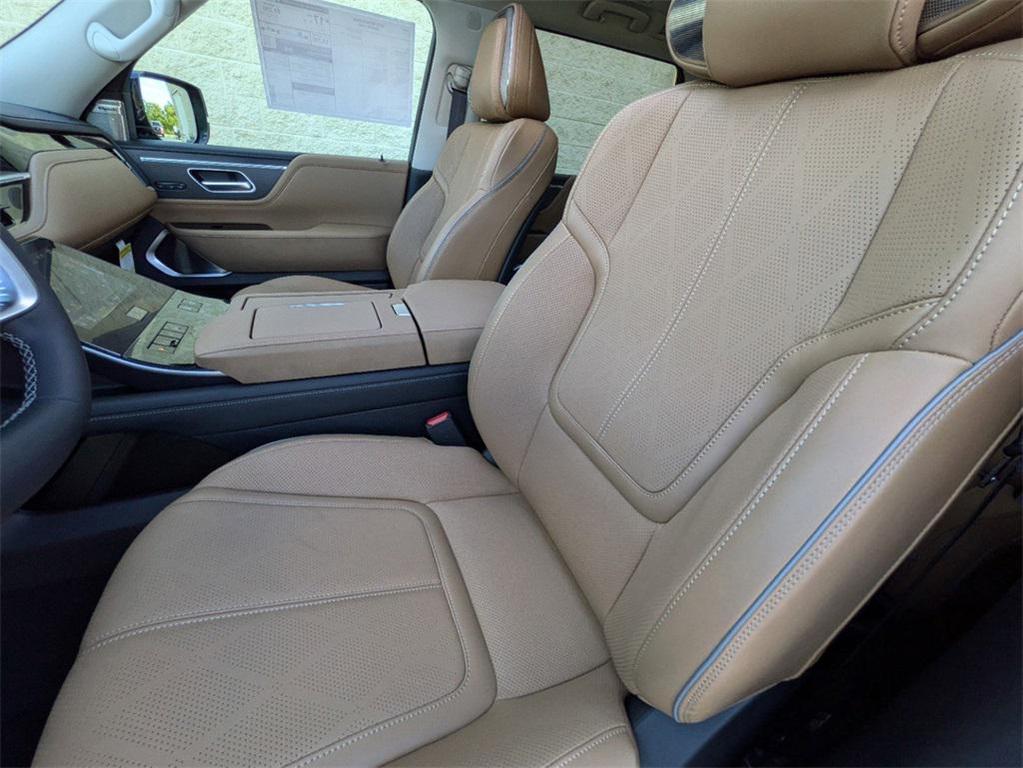 new 2025 INFINITI QX80 car, priced at $85,837