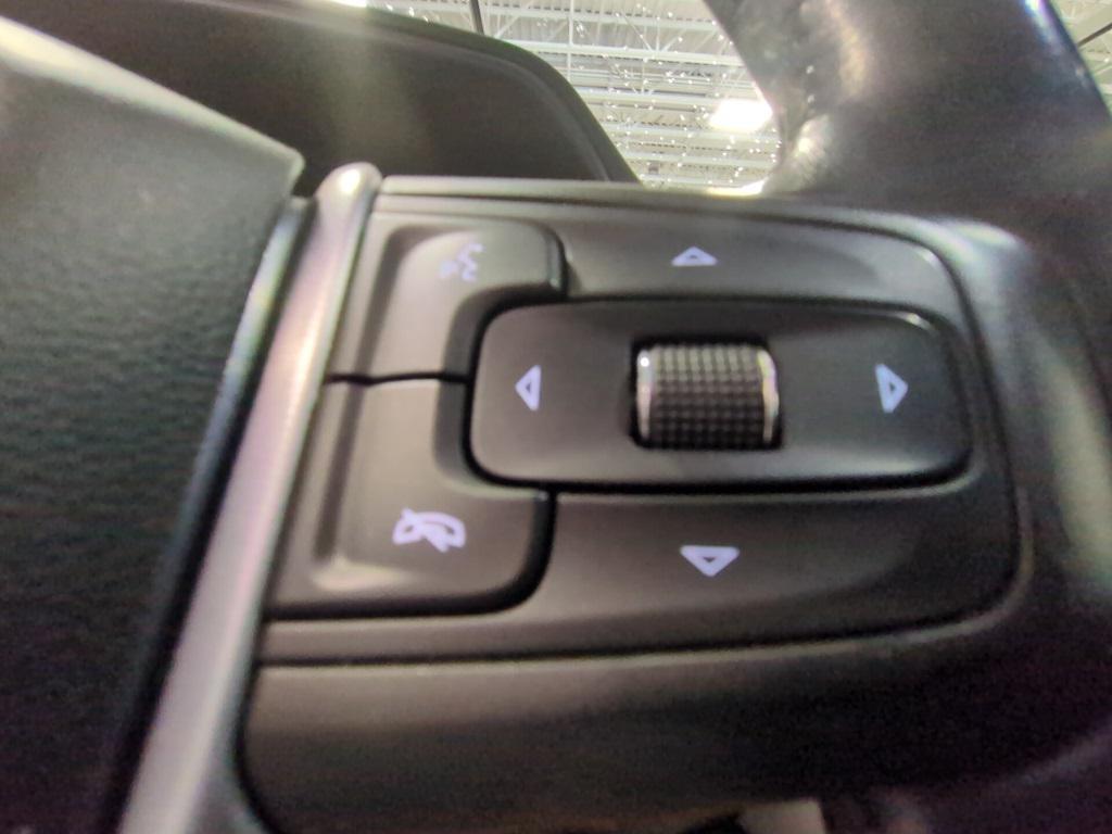 used 2021 GMC Yukon car, priced at $38,945