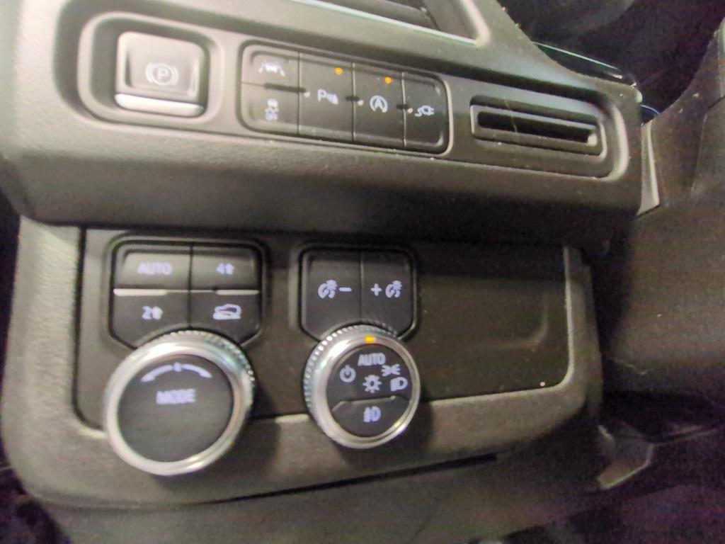 used 2021 GMC Yukon car, priced at $38,945