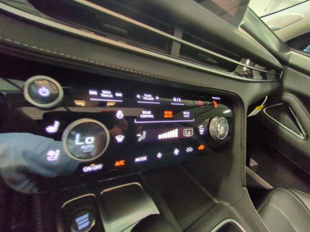 new 2025 INFINITI QX60 car, priced at $48,945