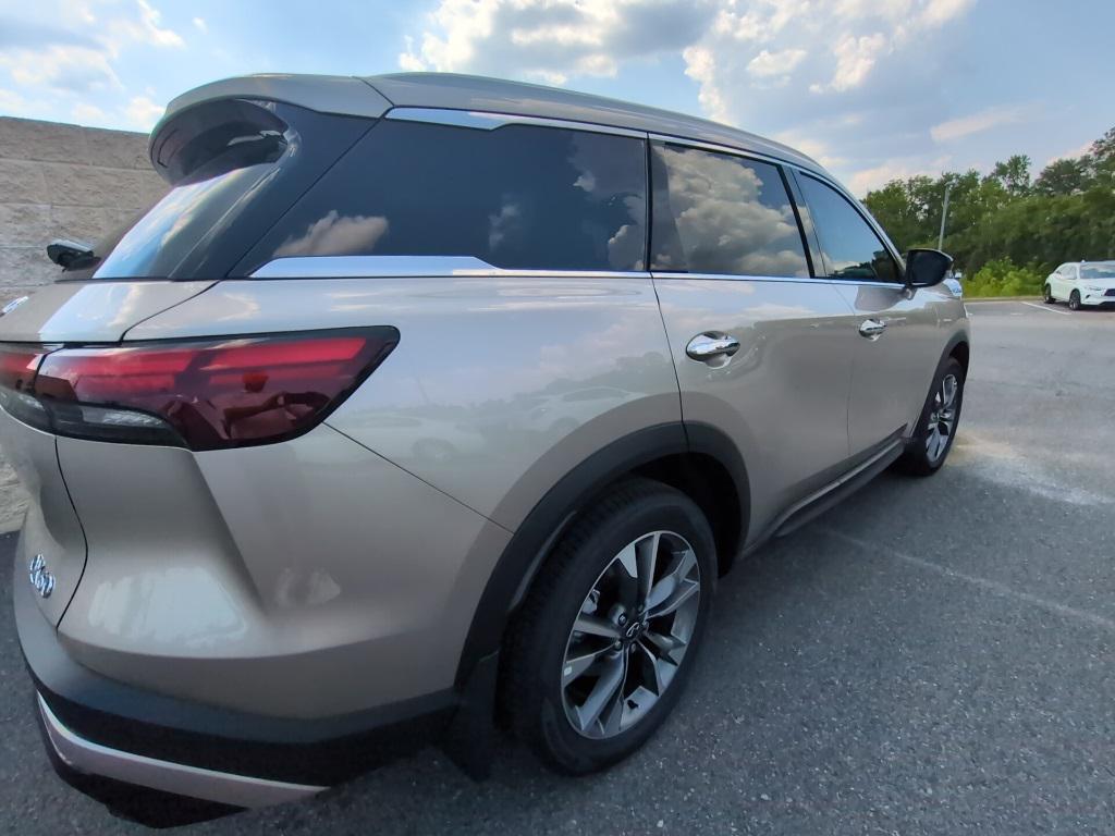 new 2025 INFINITI QX60 car, priced at $48,945