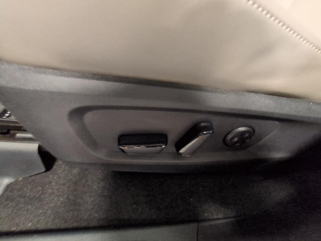 new 2026 INFINITI QX60 car, priced at $51,830