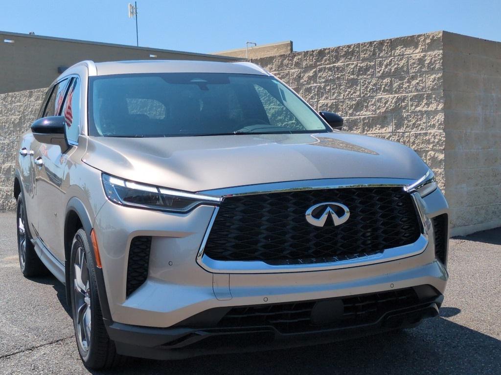 used 2023 INFINITI QX60 car, priced at $39,254