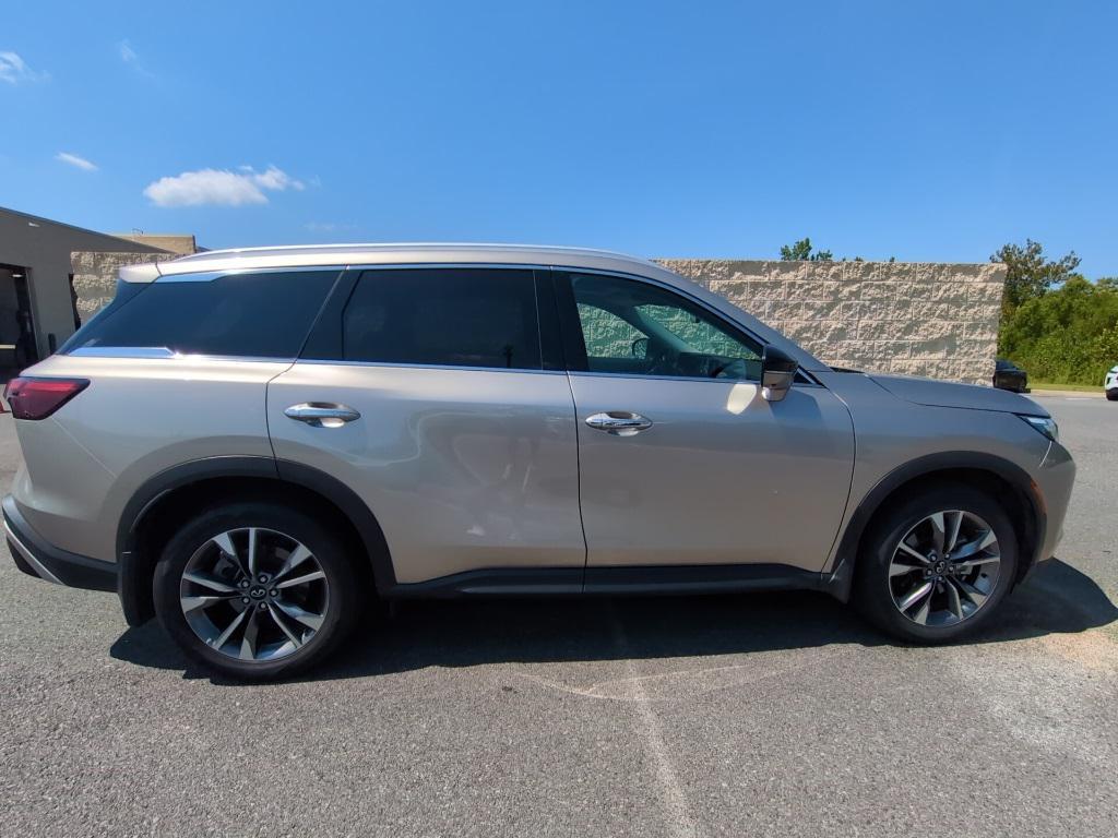 used 2023 INFINITI QX60 car, priced at $39,254