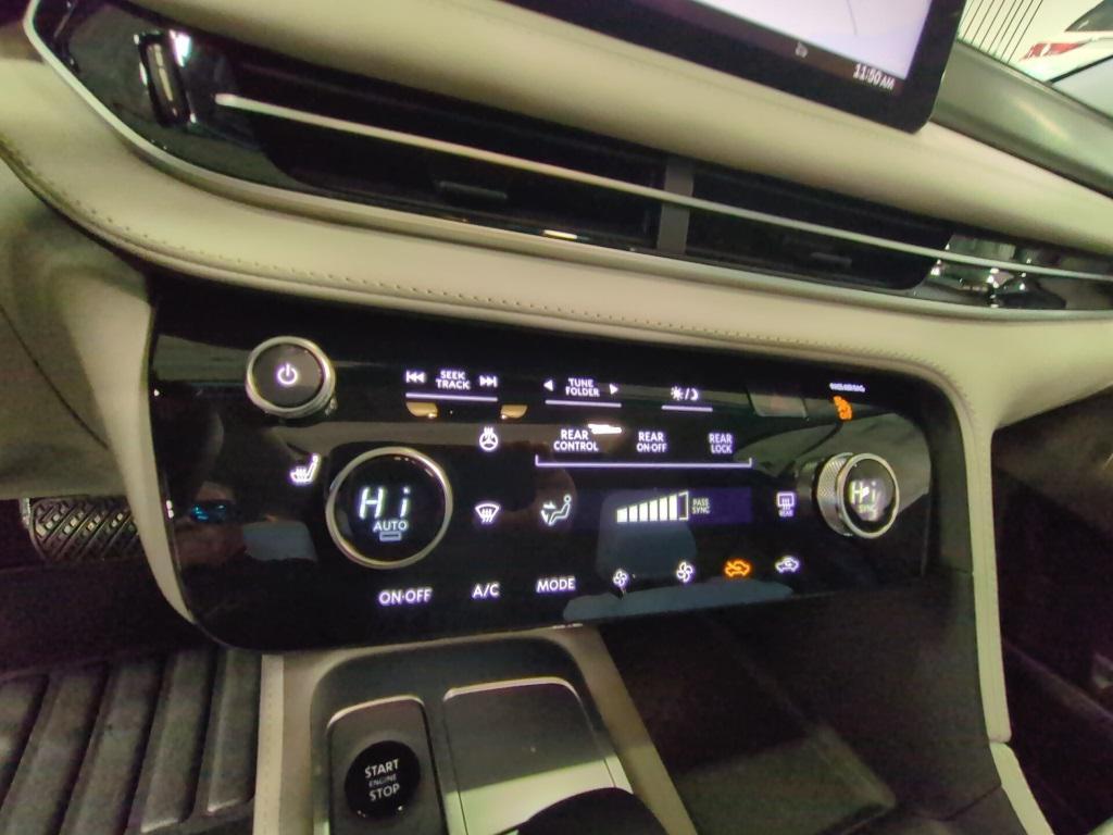 new 2026 INFINITI QX60 car, priced at $45,920