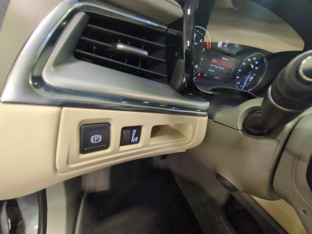 used 2020 Cadillac XT5 car, priced at $22,487