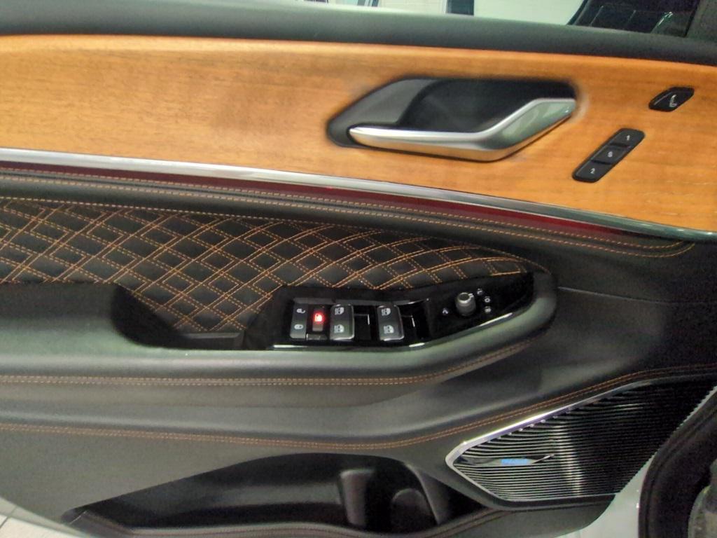 used 2023 Jeep Grand Cherokee L car, priced at $40,698