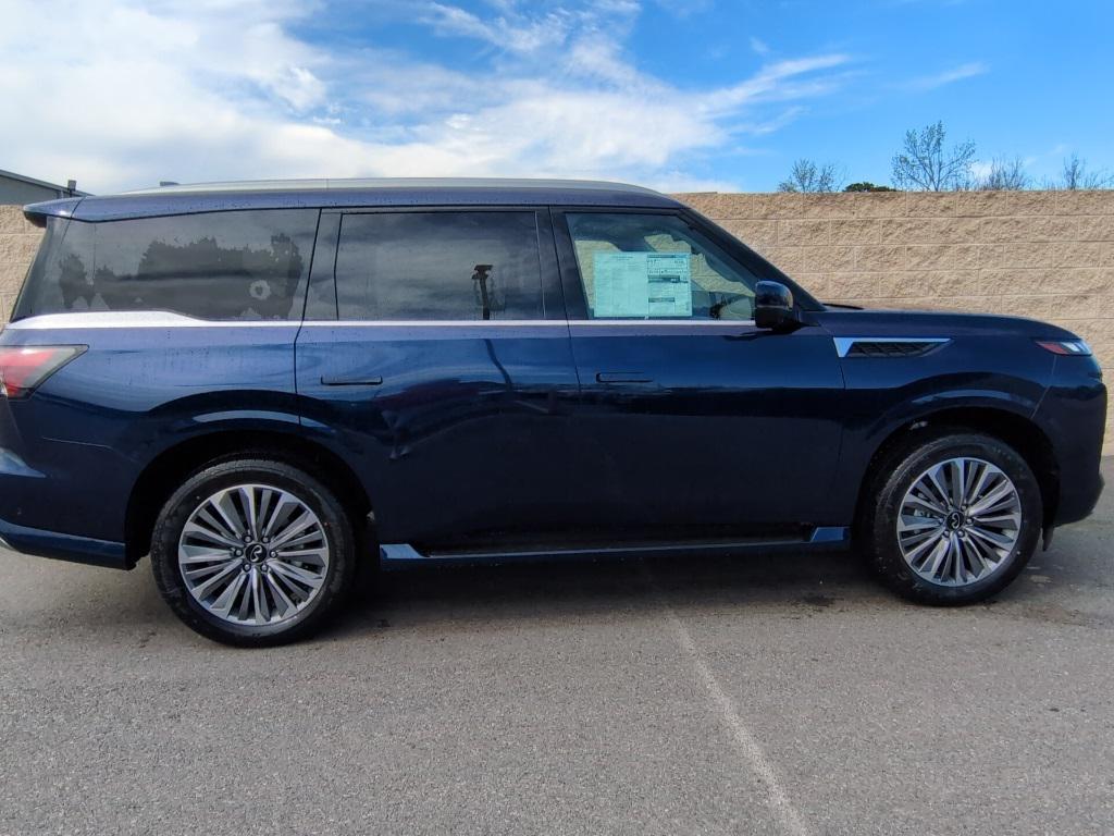 new 2025 INFINITI QX80 car, priced at $89,380