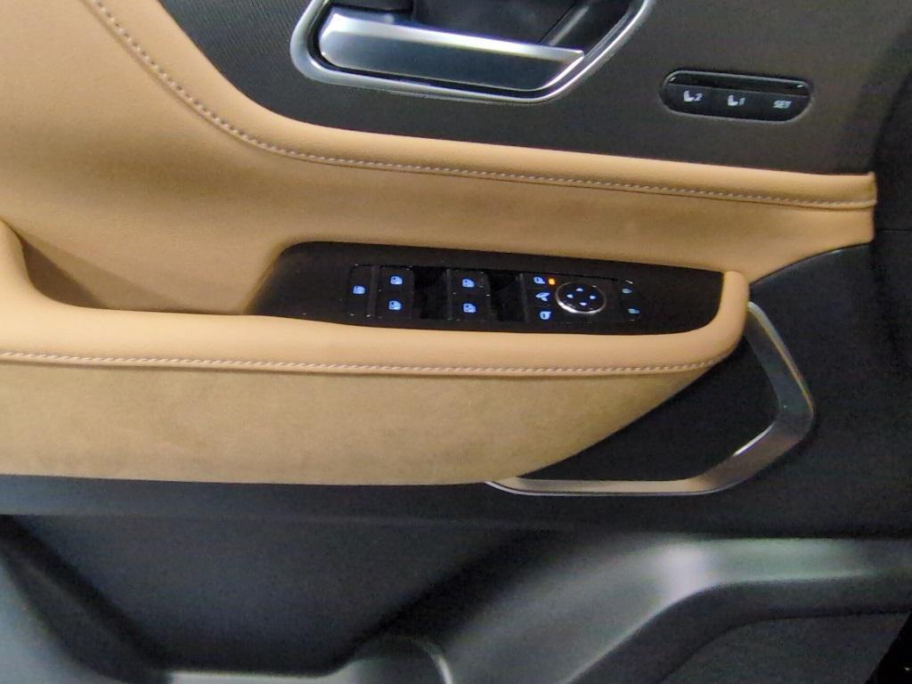 new 2025 INFINITI QX80 car, priced at $78,722
