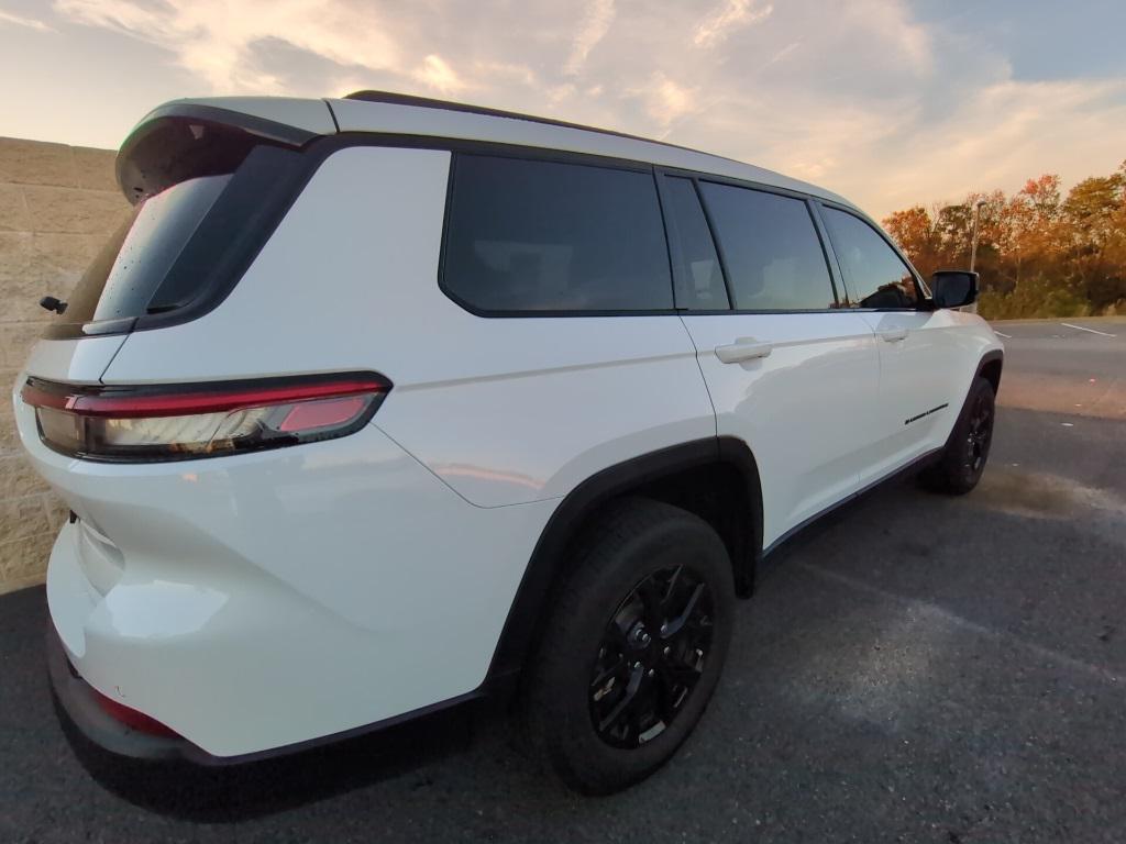 used 2024 Jeep Grand Cherokee L car, priced at $30,705